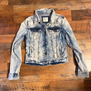 Light Wash Distressed Mudd Denim Jacket